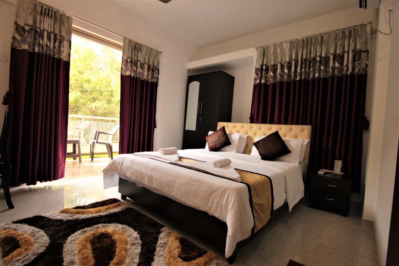 Veridical Hospitality, Baner - Pune Bed and Breakfast Zewnętrze zdjęcie