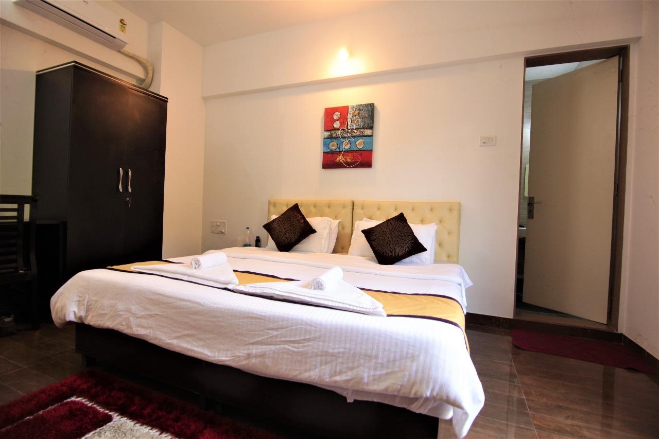 Veridical Hospitality, Baner - Pune Bed and Breakfast Zewnętrze zdjęcie