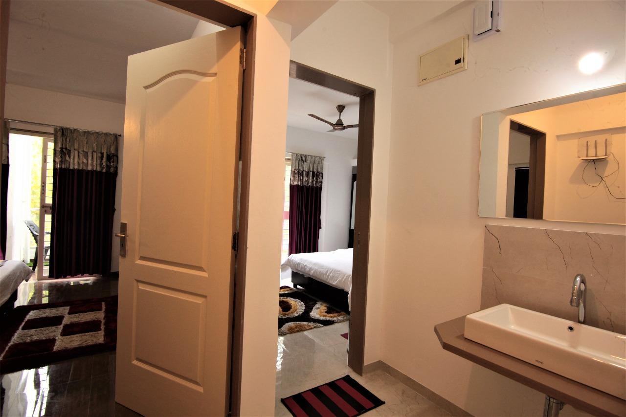 Veridical Hospitality, Baner - Pune Bed and Breakfast Zewnętrze zdjęcie